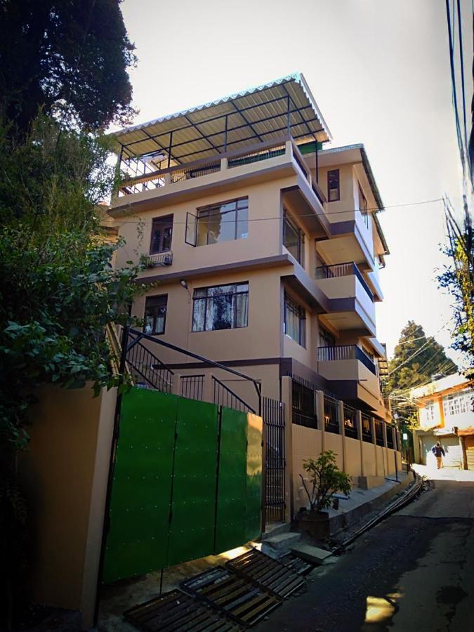 Indivar Homestay Дарджилинг Екстериор снимка