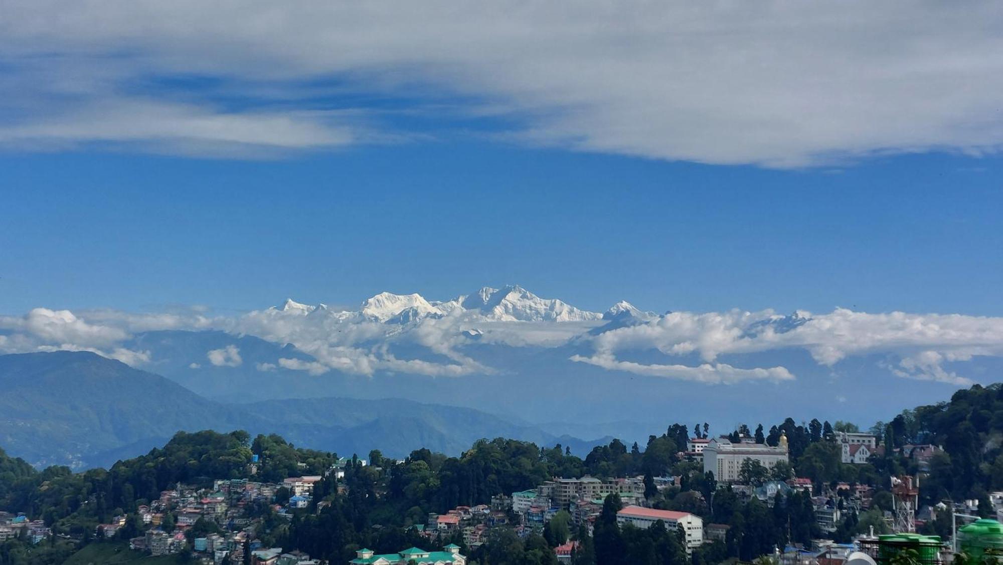 Indivar Homestay Дарджилинг Екстериор снимка