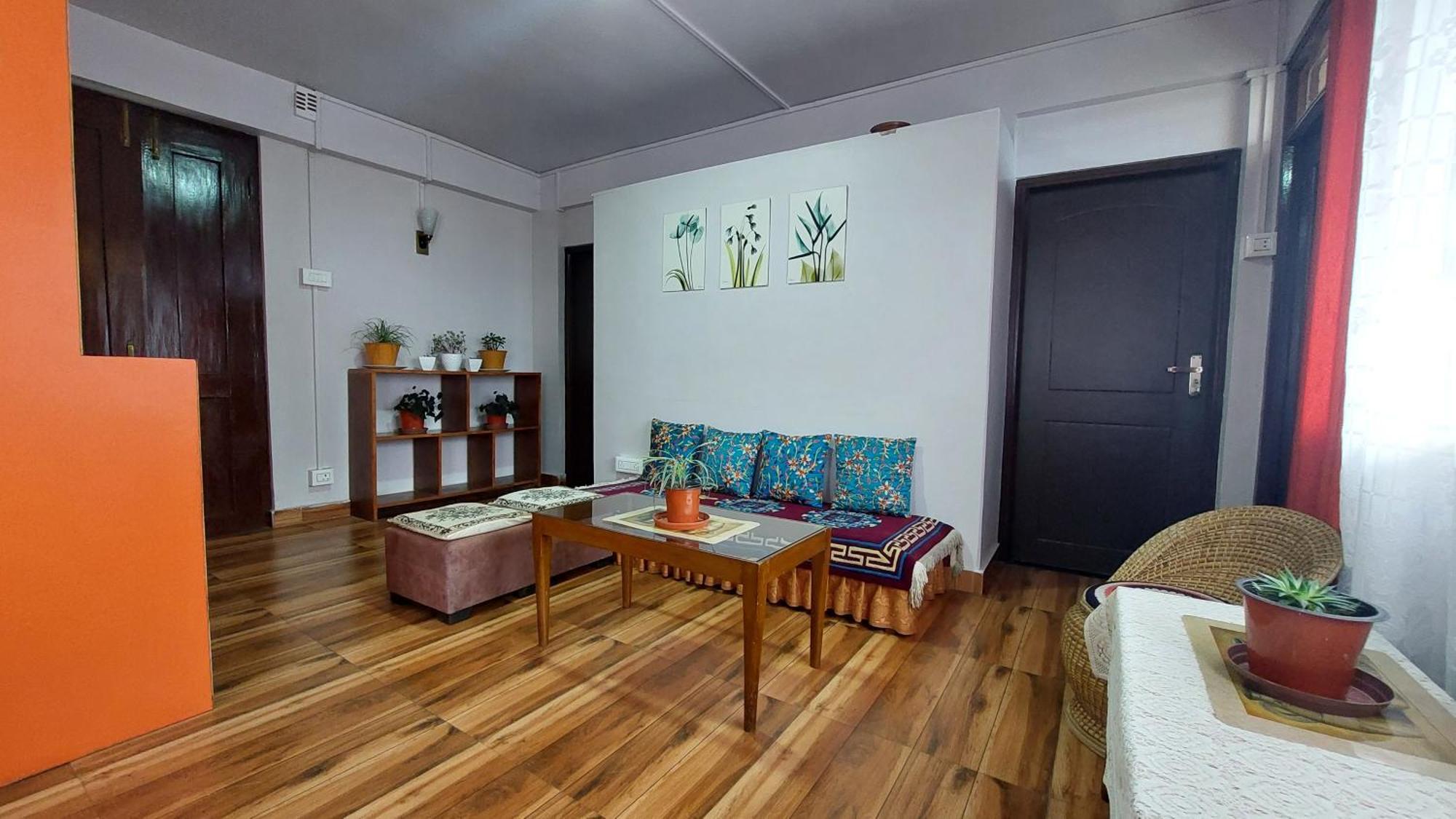 Indivar Homestay Дарджилинг Екстериор снимка